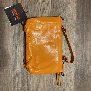 Hobo International clutch